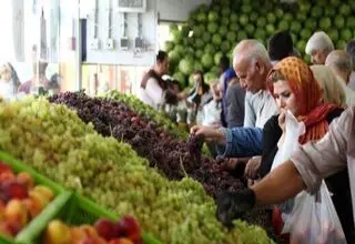 میوه ارزان می‌شود؟