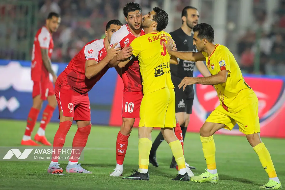 هفته دهم لیگ برتر فوتبال ایران؛ پرسپولیس - فولاد