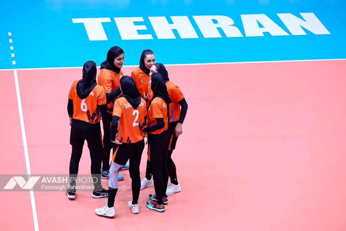 لیگ برتر والیبال زنان _ سایپا ۳ و نفت امیدیه صفر