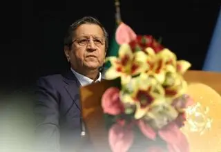 تورم اندکی کم شد