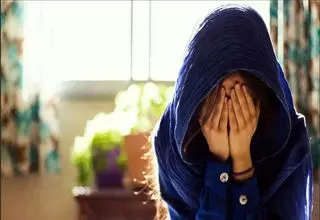 اعترافات زنی که روی سقف پراید در حال حرکت نشسته بود