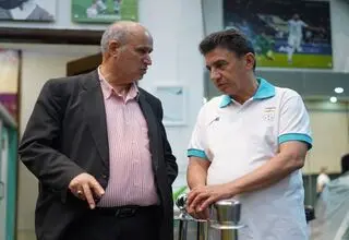 فوتبال ایران در آتش بحران؛ تاج هنوز مشغول چیدن مهره‌های قدیمی!