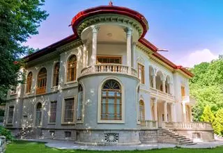 کاخ‌های سعدآباد و گلستان در این روز تعطیل هستند