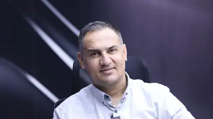 منیعی: چپ استقلال نقطه قوت تیم نیست/ بعضی از مهاجمان از سر شکم سیری کار می‌کنند!