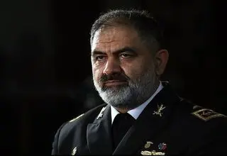 دریادار ایرانی: اقتدار ایران را در دریاها به رخ کشیدیم
