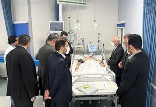 عیادت حاجی میرزایی از کارمند حوزه روابط عمومی ریاست جمهوری