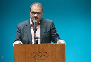 شکایتی را برای پایان محرومیت زنان از دریافت گواهینامه موتور به دیوان عدالت بردم