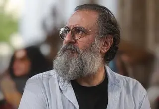 «علی دهکردی» در خانه سینما تجلیل شد