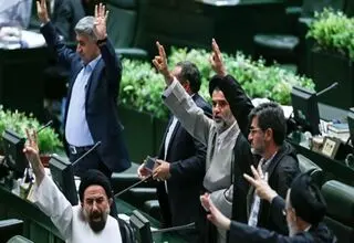 فریادها بخاطر مردم نیست، آقایان دنبال انتخابات هستند!