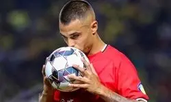 فیفا قرارداد آلوز با تراکتور را خط‌نگاری می‌کند