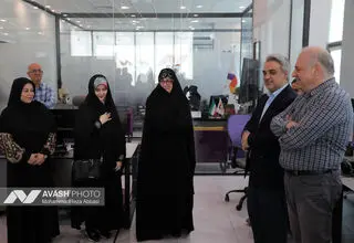 بازدید دکتر فاطمه طباطبایی، عروس امام خمینی (ره) از آوش 