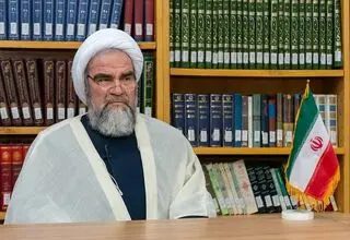 مجلس باید در مسیر مطالبات جامعه حرکت کند 