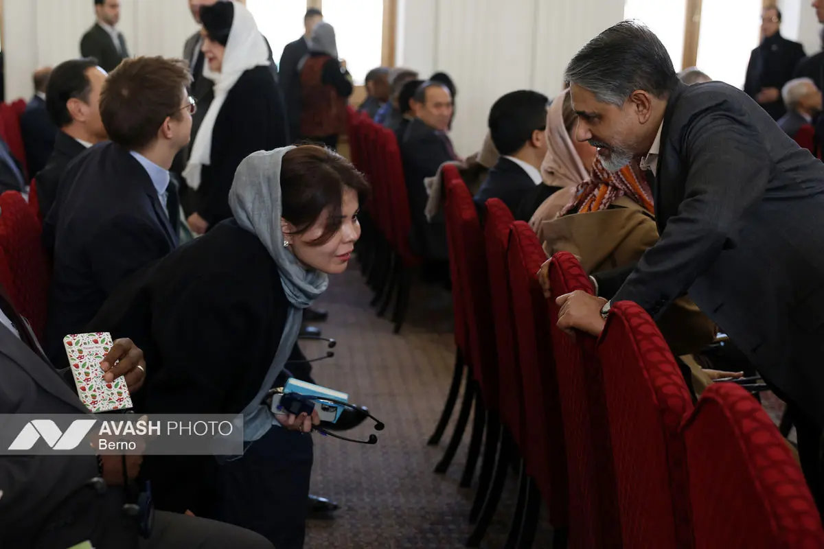 نشست وزیر امور خارجه با سفرا و روسای نمایندگی‌های خارجی مقیم تهران