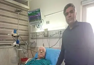 مدیرعامل صندوق حمایت از قهرمانان از پیشکسوت والیبال عیادت کرد