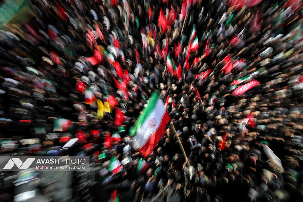 مراسم تشییع پیکر مطهر رهبر شهید انقلاب در تهران - ۲