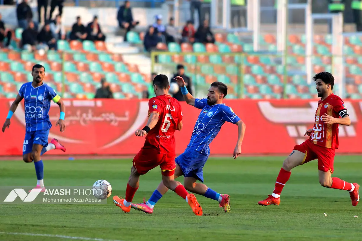لیگ برتر فوتبال؛ استقلال- فولاد