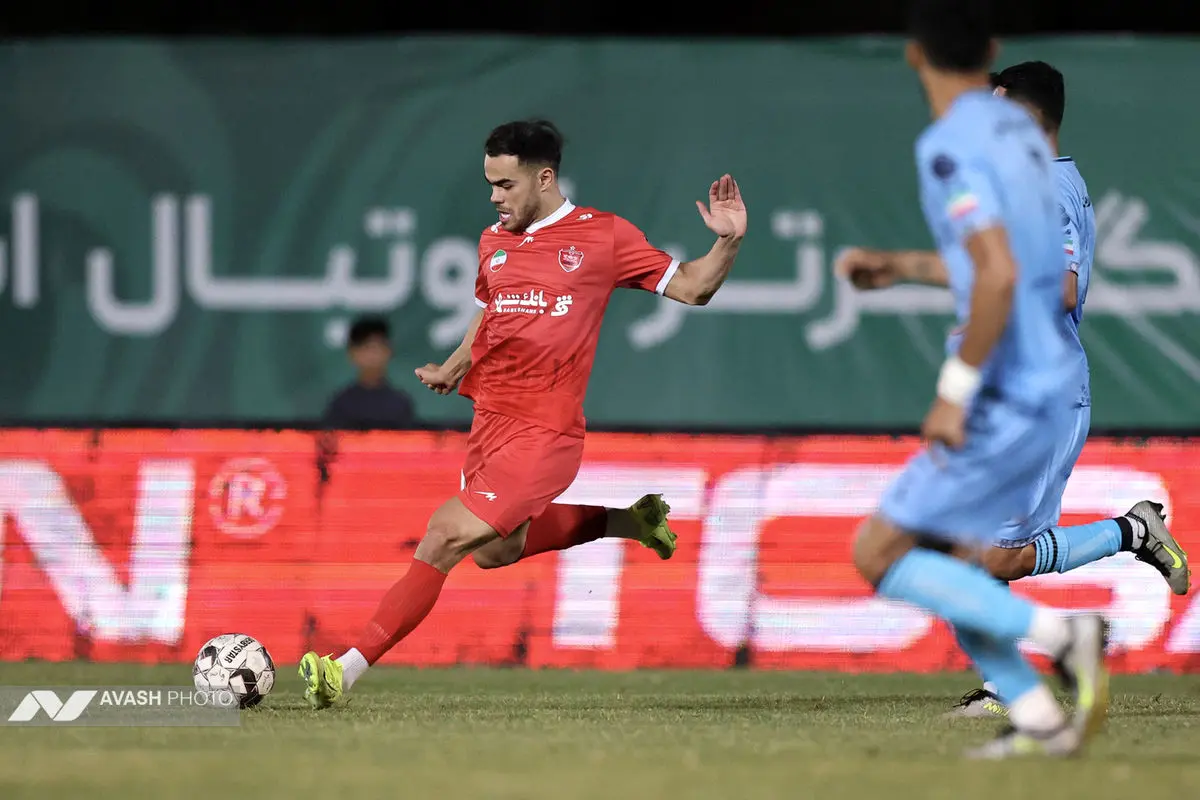 چادرملو و پرسپولیس