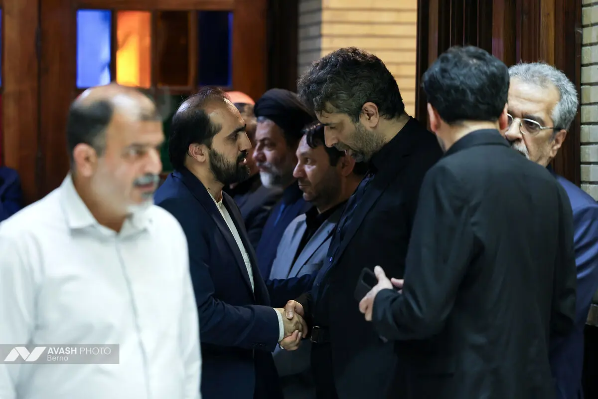 مراسم ترحیم مادر «سید مهدی طباطبایی» معاون ارتباطات و اطلاع‌رسانی دفتر رئیس جمهور