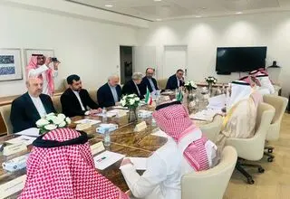 جلال‌زاده با مسئولان عربستانی دیدار کرد