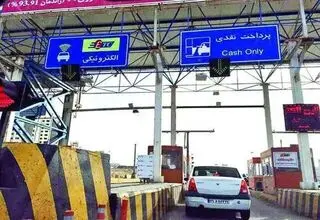 تلاش برای بازگرداندن ۷۰۰۰ مسافر حج عمره به کشور