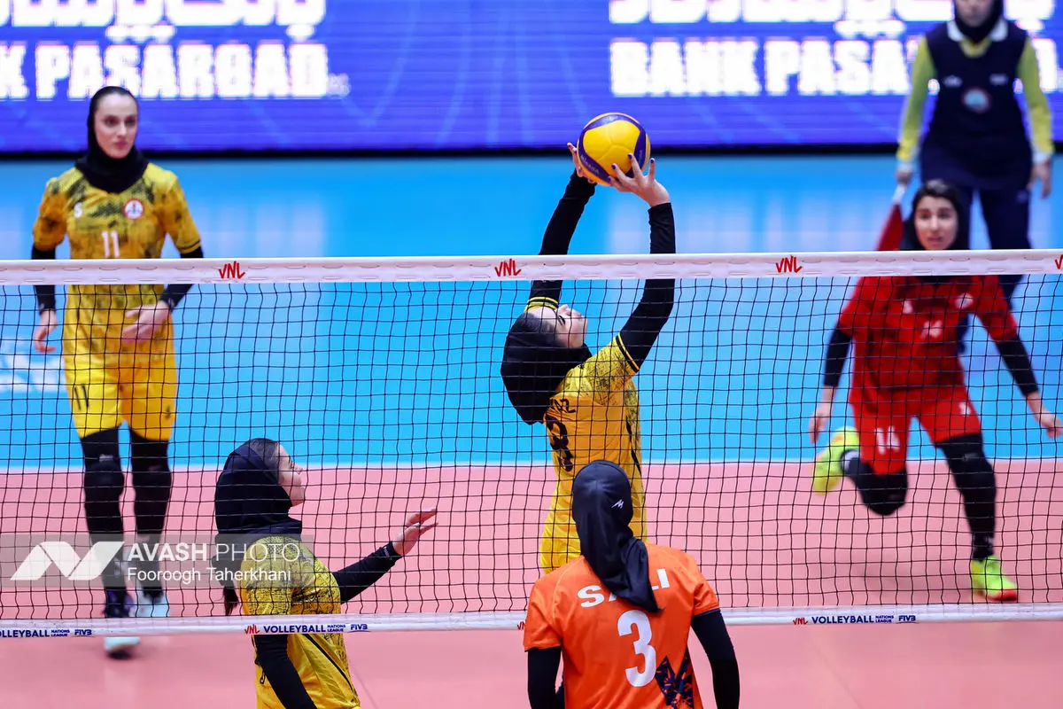 لیگ برتر والیبال زنان _ سایپا ۳ و نفت امیدیه صفر