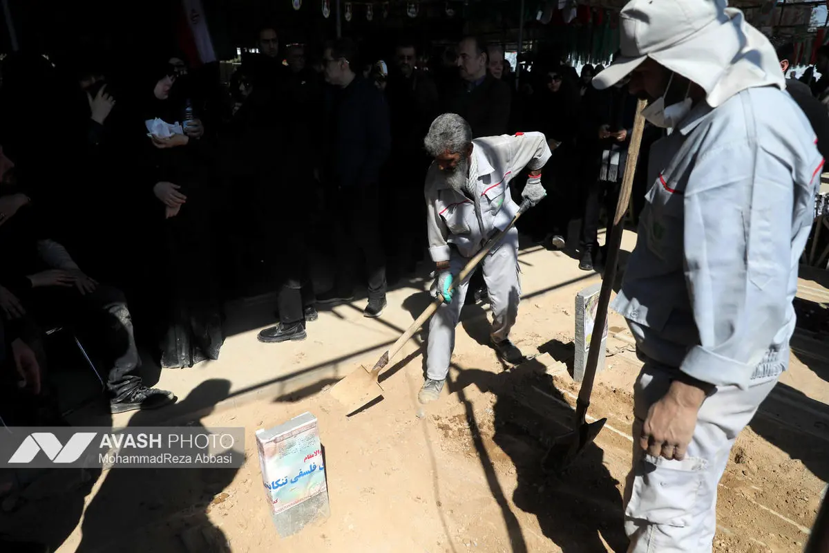 وداع با پیکر شهدای حملات صهیونی-آمریکایی