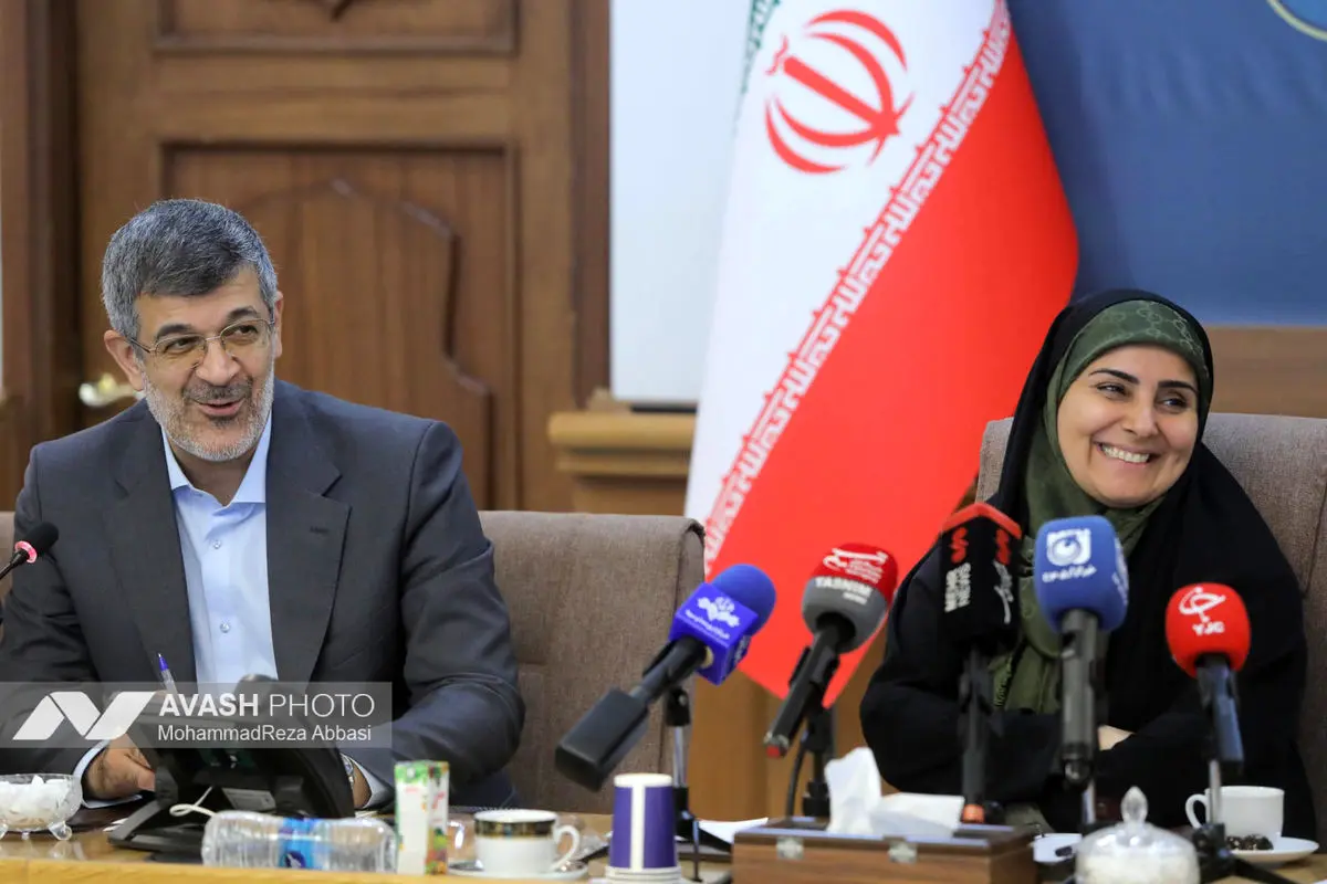 مراسم امضای قرارداد تامین ناوگان ریلی