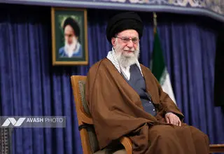 پیگیری وضعیت سلامت رضا امیرخانی از سوی رهبر انقلاب