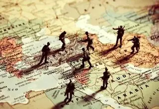 نگاه خیره بازارهای جهانی به تحولات خاورمیانه/ پیش‌بینی‌ها درباره قیمت نفت چیست؟