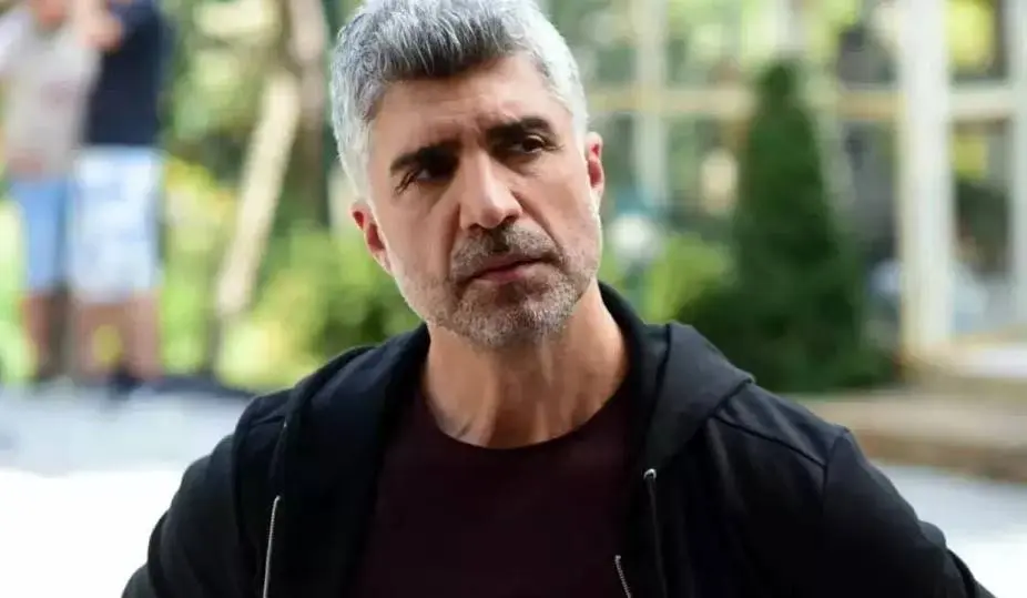 حمله مسلحانه به خانه خواننده مشهور