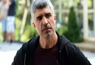 حمله مسلحانه به خانه خواننده مشهور