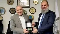  سفیر ایران و وزیر بازرگانی پاکستان دیدار کردند