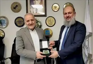  سفیر ایران و وزیر بازرگانی پاکستان دیدار کردند