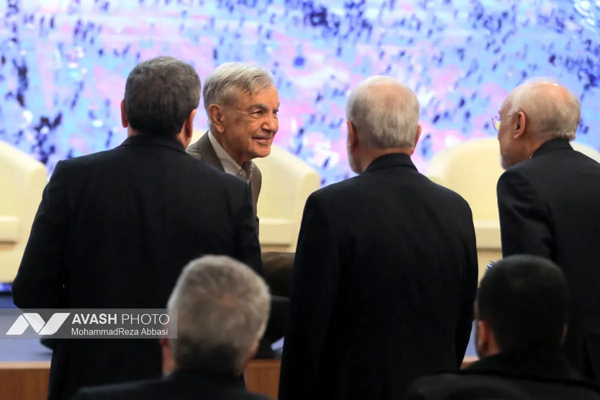 اولین کنگره ملی سیاست خارجی و تاریخ روابط خارجی