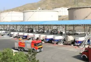 هشدار جدی؛ انبار نفت شهران فورا به خارج شهر منتقل شود