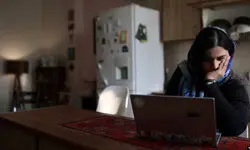 چراغ خانه‌هایی که با قطع اینترنت خاموش شد/ بازگشت کسب و کارهای خرد زنان با خاموشی دیجیتال به نقطه صفر
