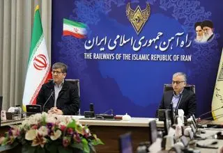 اجرای تمهیدات ویژه برای پیش‌فروش بلیت قطار در ایام نوروز؛ ضرورت توسعه ترانزیت ریلی 