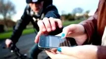 مقابله شجاعانه دختر جوان با سارق موبایل +فیلم