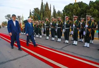 وزیر کشور وارد یزد شد