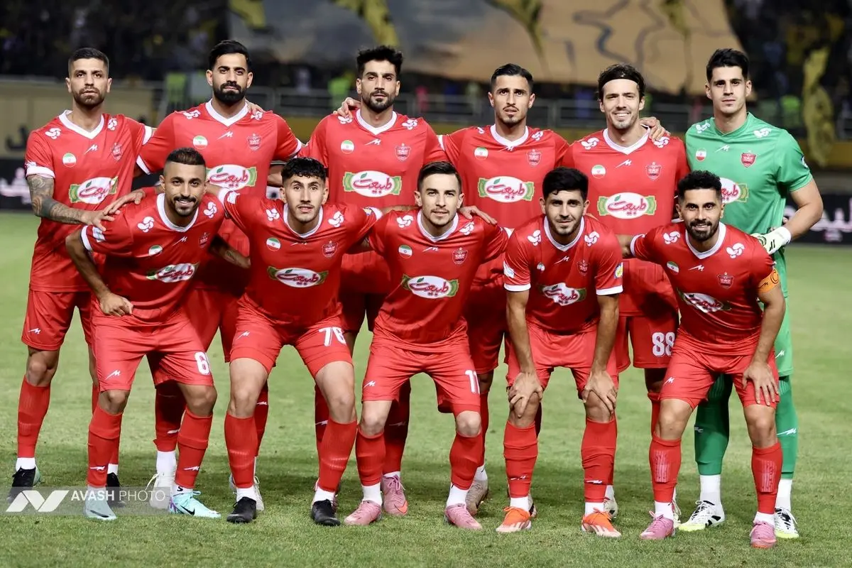 دیدار تیم های فوتبال سپاهان اصفهان و پرسپولیس تهران
