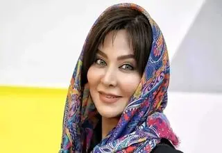 قاب خانوادگی در پشت صحنه تئاتر: فقیه سلطانی و دخترش مهمان گلاب آدینه شدند!
