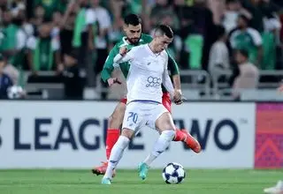 الوحدات ۱ - ۱ استقلال؛ تا دقیقه ۴۰