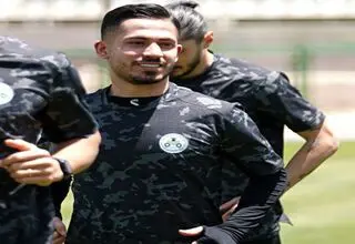بازگشت طاهرخانی به تمرینات ذوب‌آهن

