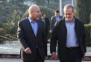 رهبری برای برداشت نزدیک یک میلیارد دلار از صندوق توسعه ملی اجازه دادند