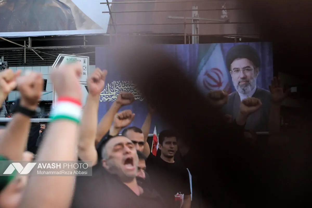 مراسم تشییع پیکر مطهر رهبر شهید انقلاب در تهران - ۱