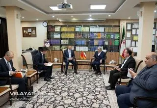 سفیر جمهوری خلق چین در تهران با ولایتی دیدار کرد 