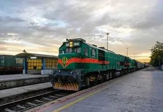 برخورد هولناک قطار با عابران کنار ریل در کاشان