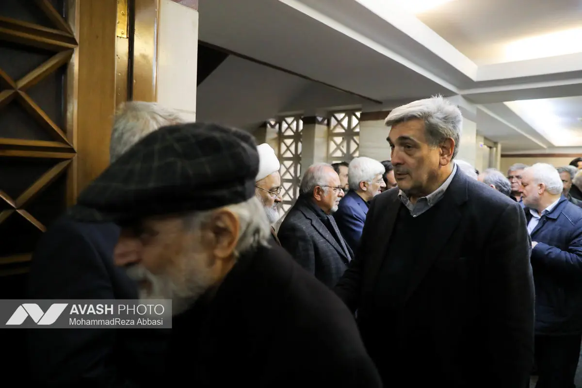 مراسم ترحیم اشرف بروجردی