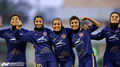 صدرنشینی گل‌گهر، خشم خاتون و توقف پرسپولیس 