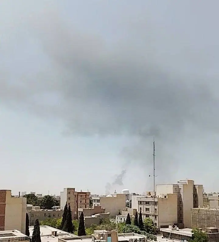انفجار و آتش سوزی شدید در محدوده بازار آهن شادآباد تهران